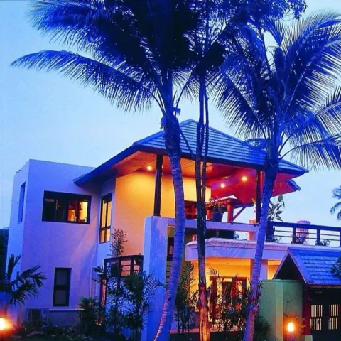 Honey Tara Restaurant & Bar