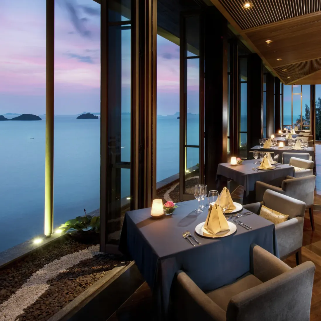 Jahn Restaurant