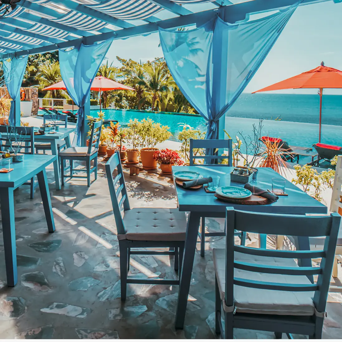 Azure Bar & Grill